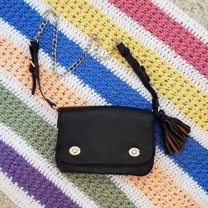 Adrienne Vittadini | Black Cross Body Bag